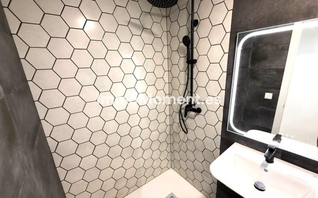 Bestaande woning - Appartement - Alicante - Alicante Centro