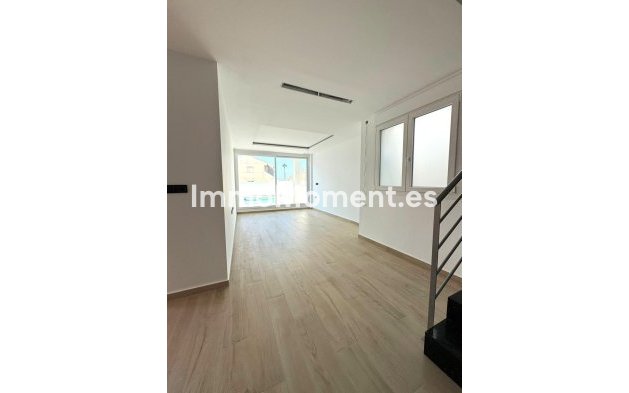 Resale - Villa - Torrevieja - Aguas Nuevas