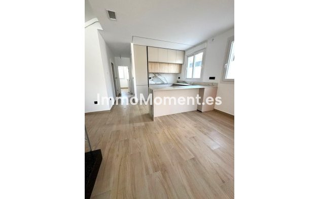 Resale - Villa - Torrevieja - Aguas Nuevas