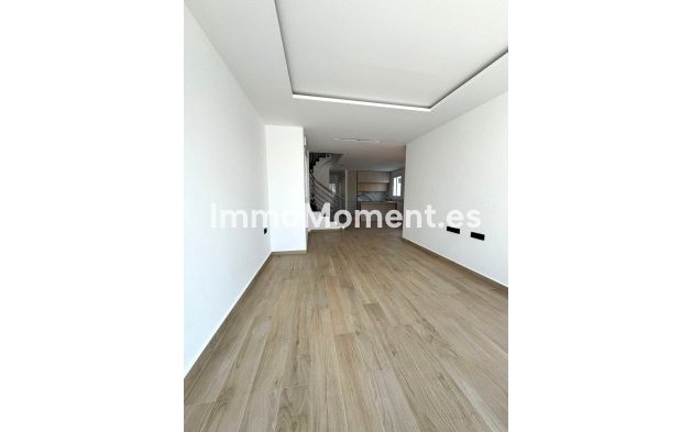 Resale - Villa - Torrevieja - Aguas Nuevas