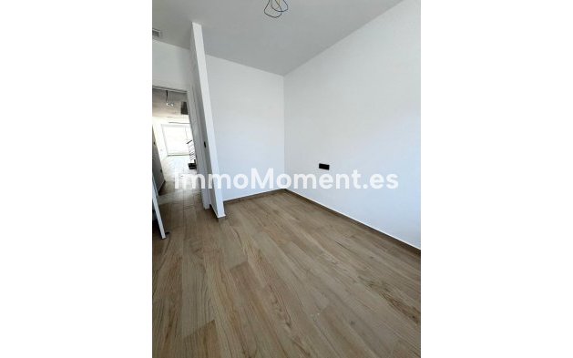 Resale - Villa - Torrevieja - Aguas Nuevas