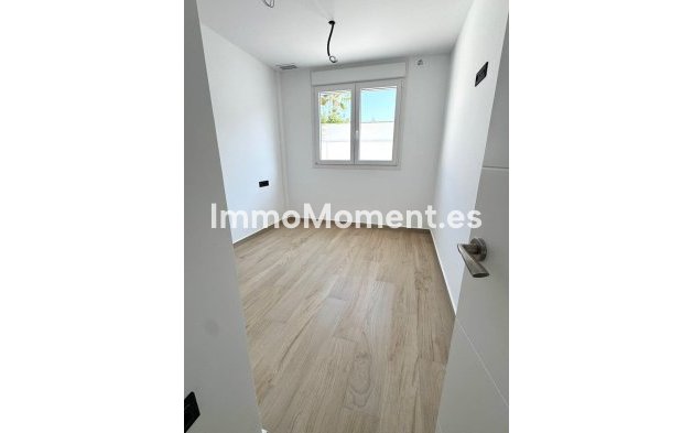 Resale - Villa - Torrevieja - Aguas Nuevas