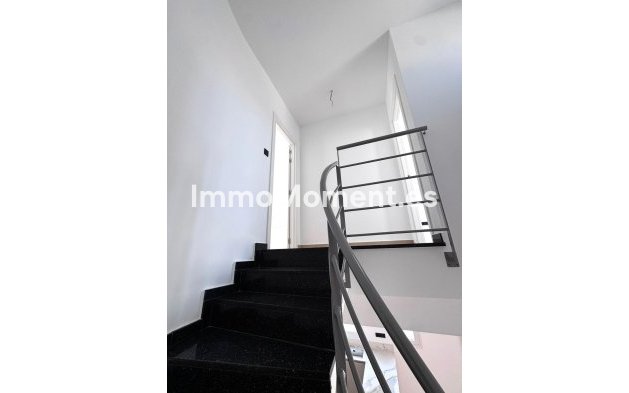 Resale - Villa - Torrevieja - Aguas Nuevas