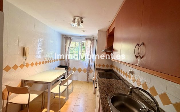 Wiederverkauf - Wohnung - Marbella - Río Real