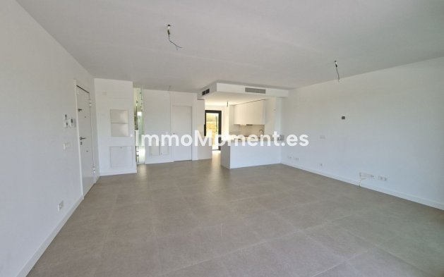 Revente - Villa - Estepona  - Atalaya