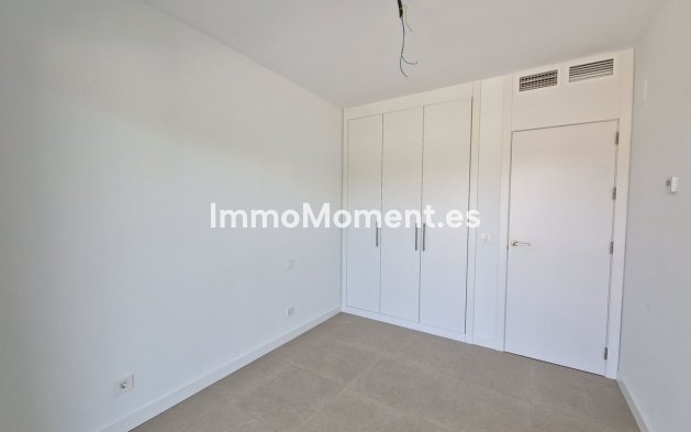 Revente - Villa - Estepona  - Atalaya