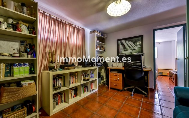 Wiederverkauf - Freistehende Villa - Benidorm - Benidorm Centro