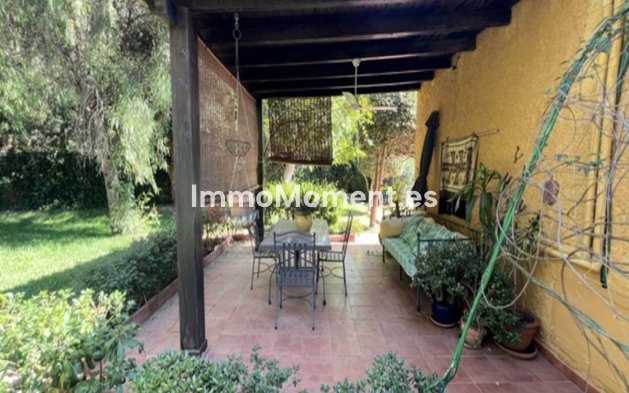 Wiederverkauf - Villa - Marbella - El Rosario