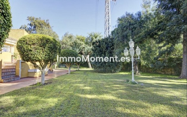 Wiederverkauf - Villa - Marbella - El Rosario