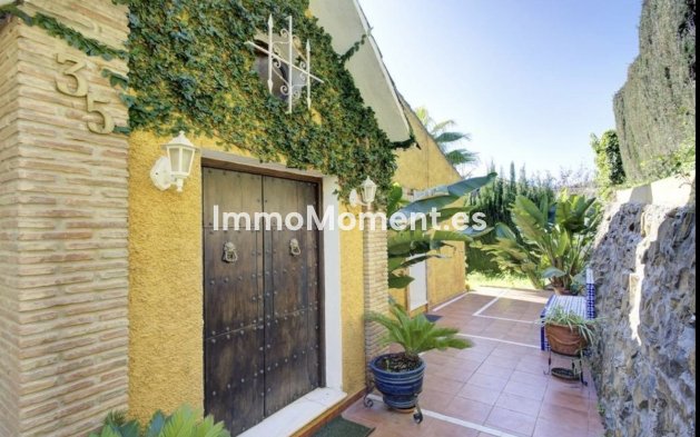 Wiederverkauf - Villa - Marbella - El Rosario