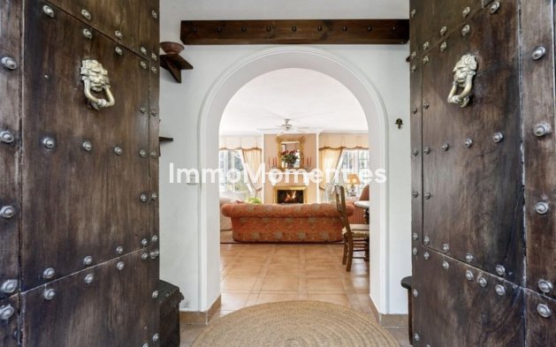 Wiederverkauf - Villa - Marbella - El Rosario