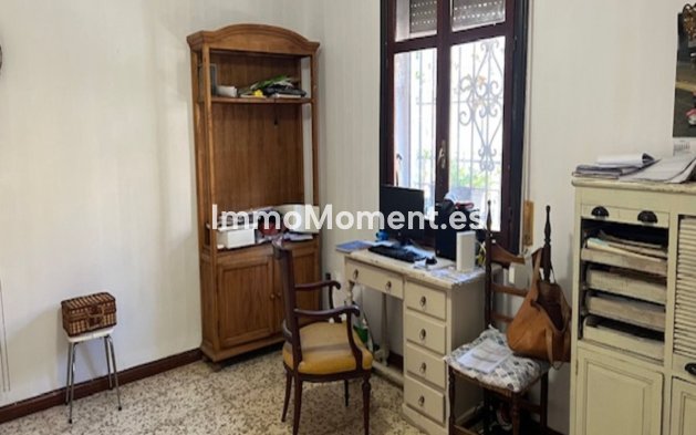 Wiederverkauf - Freistehende Villa - Málaga - La Victoria