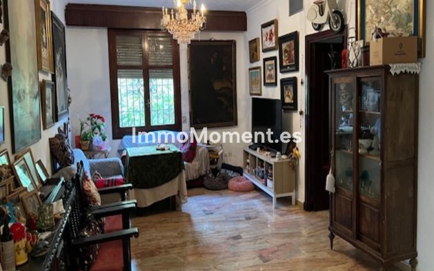 Wiederverkauf - Freistehende Villa - Málaga - La Victoria