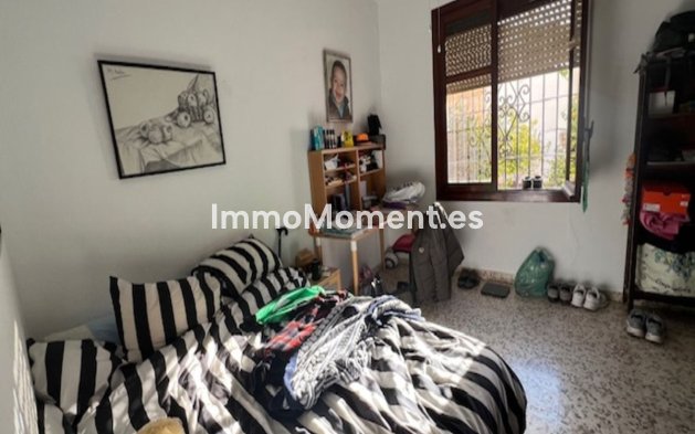 Wiederverkauf - Freistehende Villa - Málaga - La Victoria