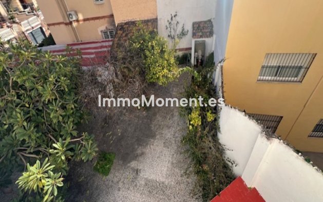 Wiederverkauf - Freistehende Villa - Málaga - La Victoria