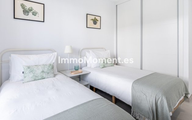 Revente - Maison mitoyenne - Estepona  - Estepona Centro