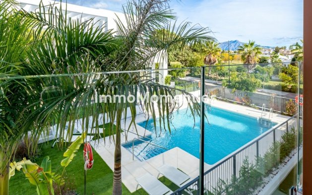 Revente - Maison mitoyenne - Estepona  - Estepona Centro