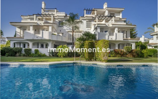 Wiederverkauf - Wohnung - Marbella - Nueva Andalucía