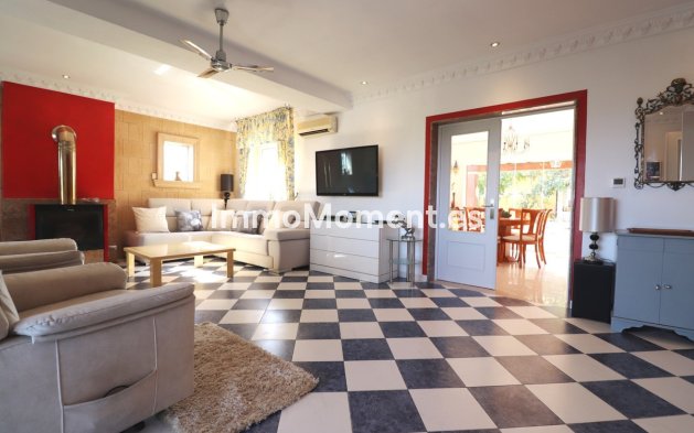Resale - Villa - Algorfa - Algorfa Centro