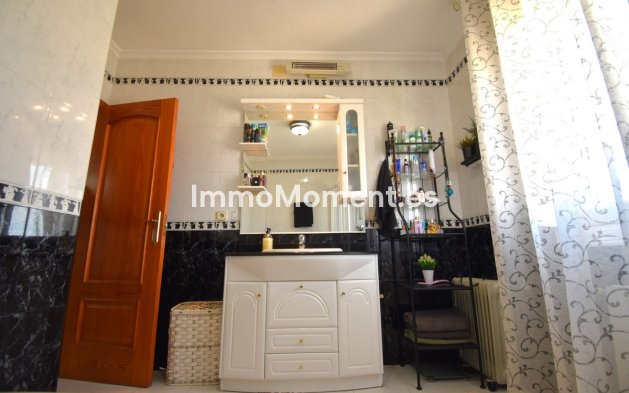 Wiederverkauf - Villa - Orihuela - Los Balcones