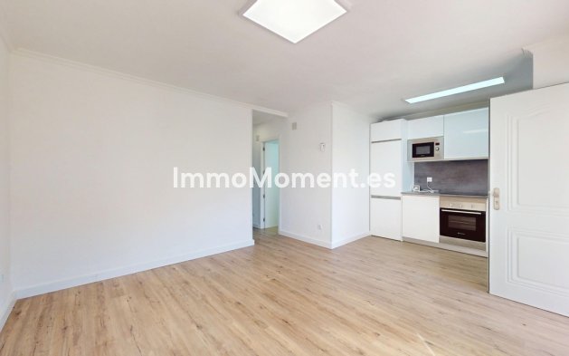 Resale - Apartment - Orihuela - Villamartin