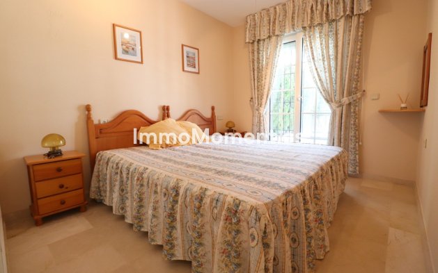 Wiederverkauf - Villa - Orihuela - Villamartin