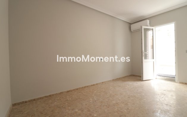 Wiederverkauf - Wohnung - Torrevieja - Torrevieja Centro