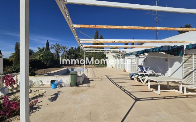 Wiederverkauf - Villa - Marbella - Marbella Centro