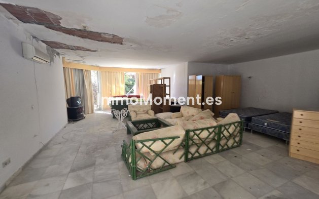 Wiederverkauf - Villa - Marbella - Marbella Centro