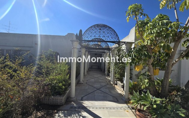 Wiederverkauf - Villa - Marbella - Marbella Centro