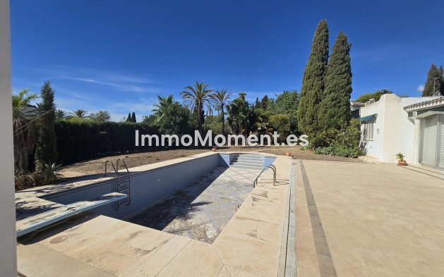 Wiederverkauf - Villa - Marbella - Marbella Centro