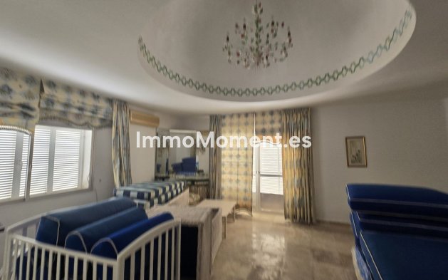 Wiederverkauf - Villa - Marbella - Marbella Centro