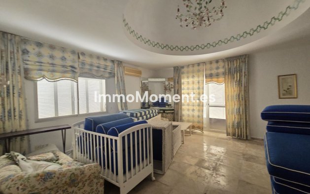 Wiederverkauf - Villa - Marbella - Marbella Centro