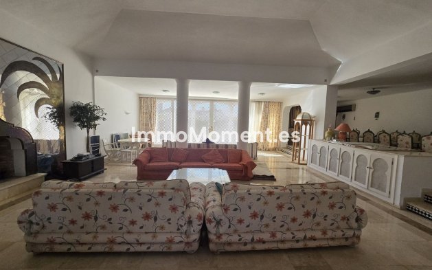 Wiederverkauf - Villa - Marbella - Marbella Centro