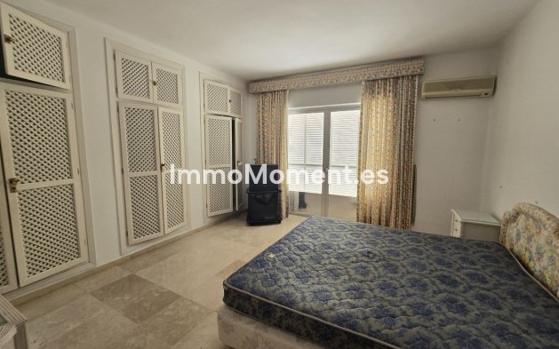 Wiederverkauf - Villa - Marbella - Marbella Centro