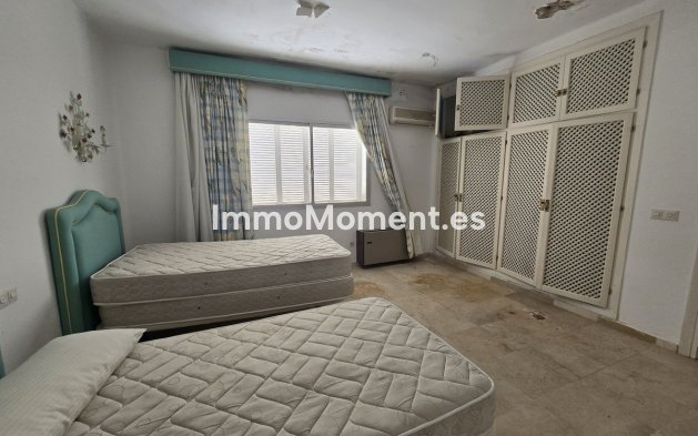 Wiederverkauf - Villa - Marbella - Marbella Centro