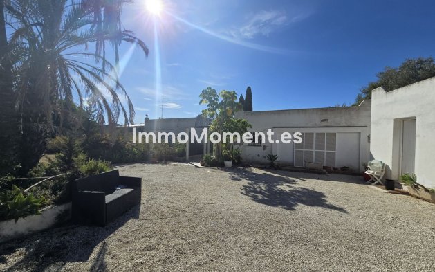 Wiederverkauf - Villa - Marbella - Marbella Centro