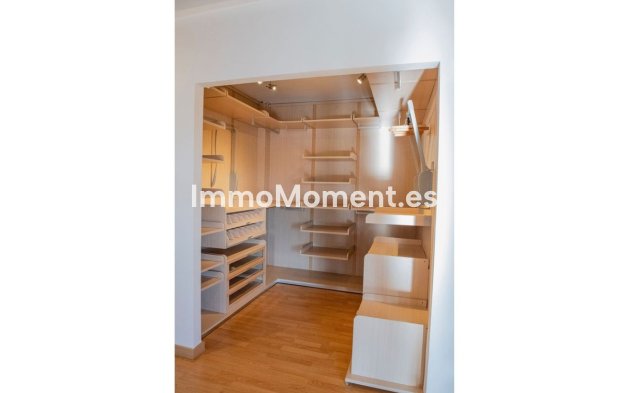 Revente - Villa - Benalmadena - Benalmadena Centro