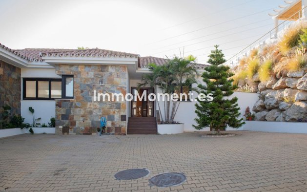 Revente - Villa - Benalmadena - Benalmadena Centro