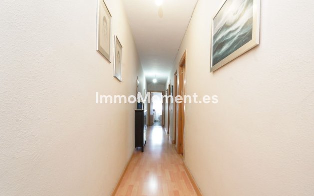 Resale - Apartment - Málaga - Málaga Centro
