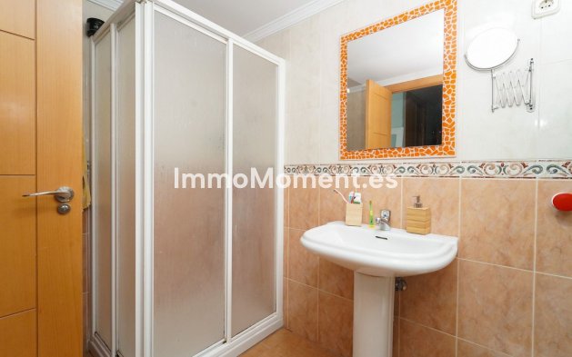 Resale - Apartment - Málaga - Málaga Centro