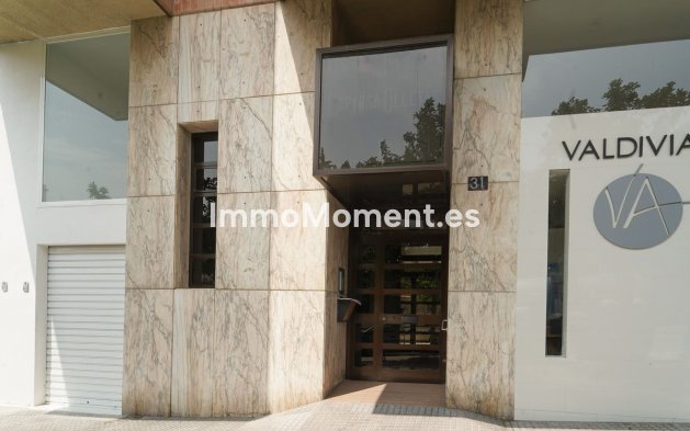 Resale - Apartment - Málaga - Málaga Centro