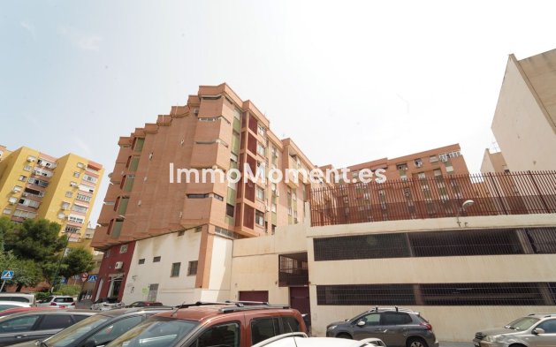 Resale - Apartment - Málaga - Málaga Centro