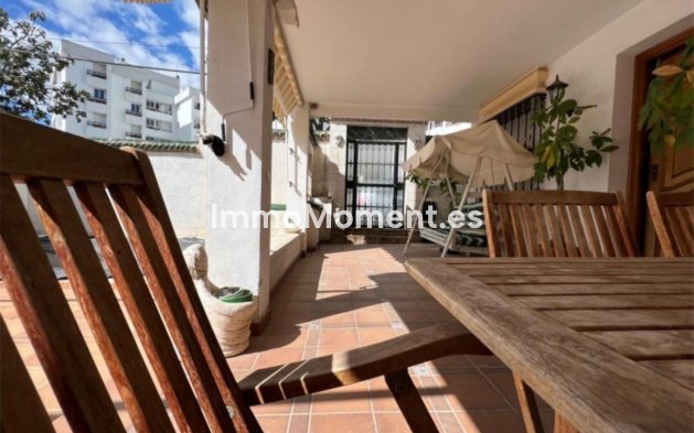 Resale - Villa - Marbella - Nueva Andalucía