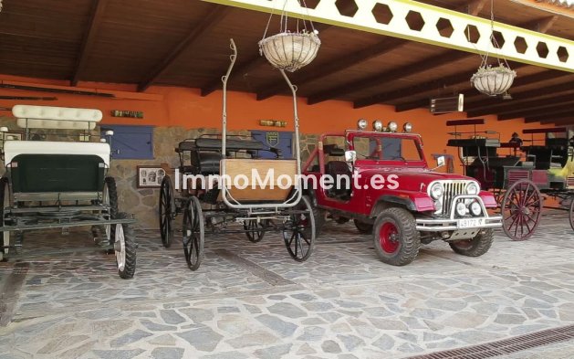 Resale - Country house - Inland  - Coín