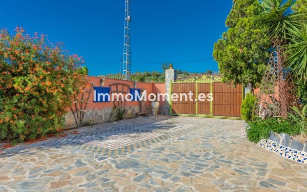 Resale - Country house - Inland  - Coín