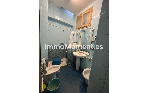 Resale - Villa - Estepona - Estepona Centro