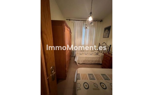 Resale - Villa - Estepona - Estepona Centro