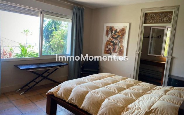 Reventa - Villa independiente - Manilva
