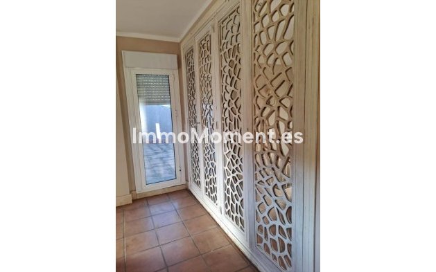 Reventa - Villa independiente - Manilva
